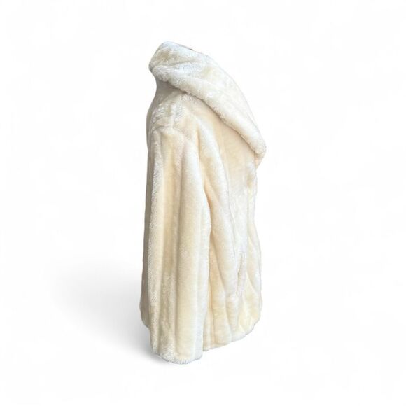 Vintage pllush, snow-white faux mink coat with a dramatic shawl collar. Size M/L - Picture 3 of 8
